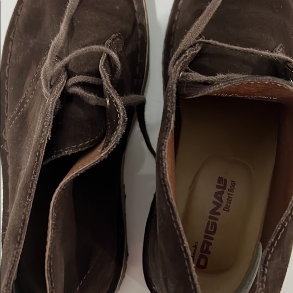 Clarks Desert Boots woman’s size 7 - Picture 2 of 2